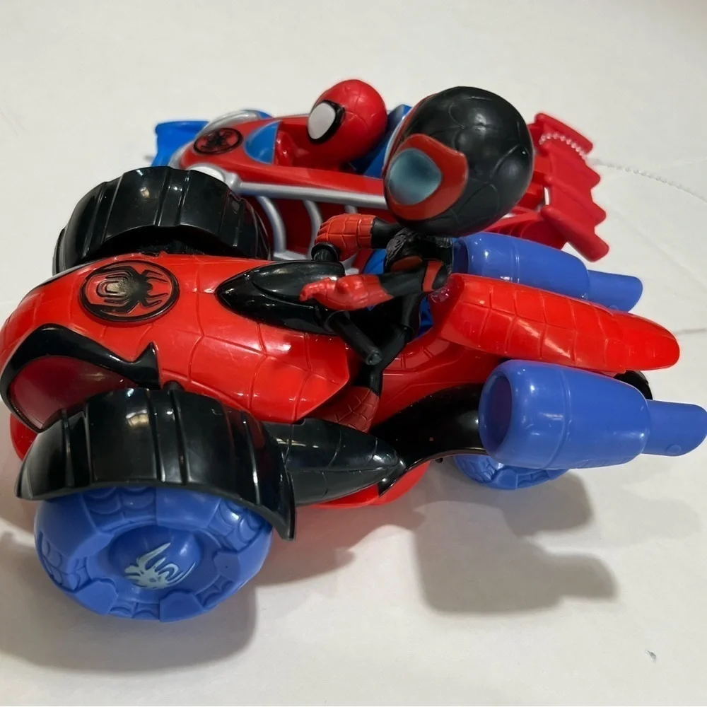 Spiderman Red and Blue Action Vehicle Set